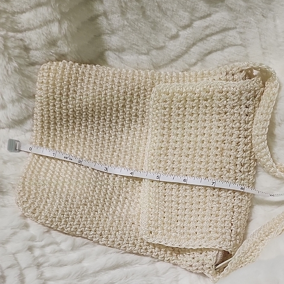 Cream Crochet Crossbody Bag with Flap Closure - Picture 8 of 9